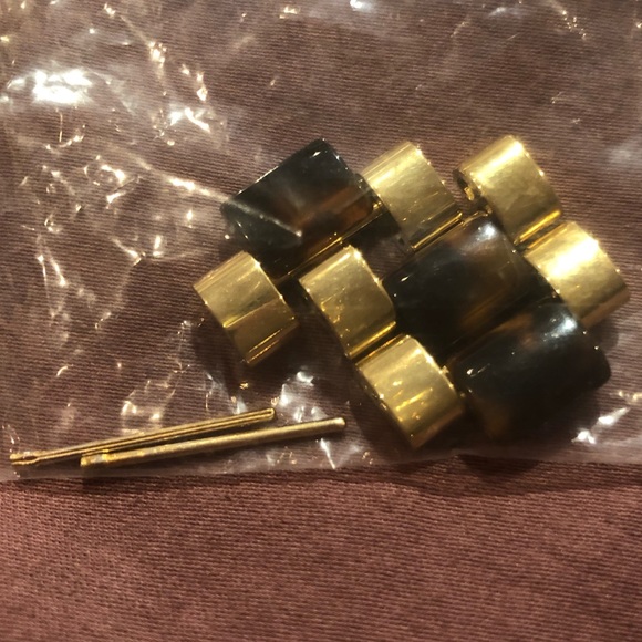 Michael Kors Metallic Bradshaw Chronograph watch - Picture 5 of 5